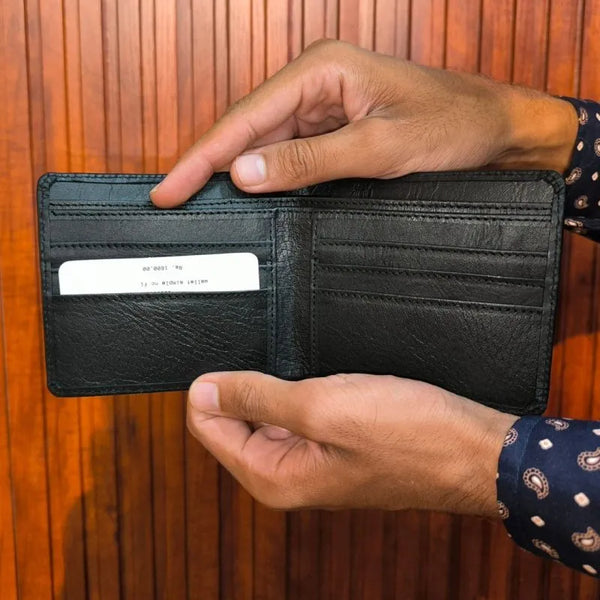 Simple NoFlap Wallet in Black