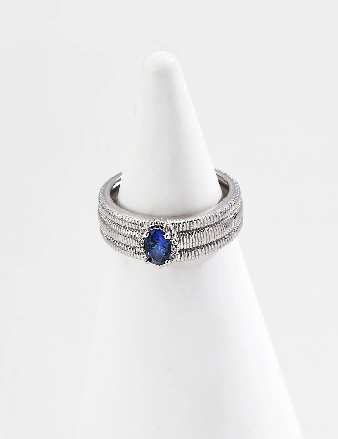 Textured Band Sapphire Zircon Ring